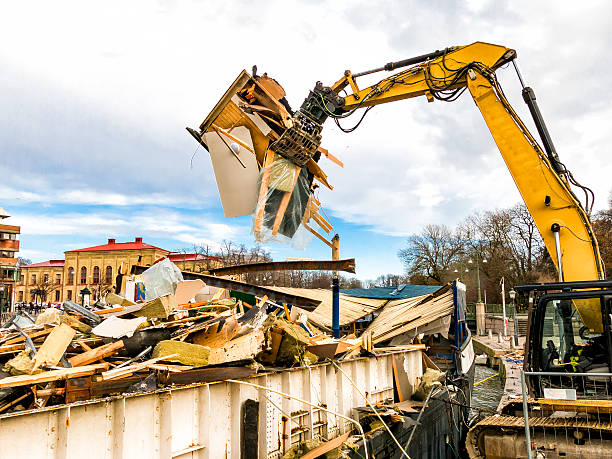 Best Construction Debris Removal  in Heritage Lake, IL